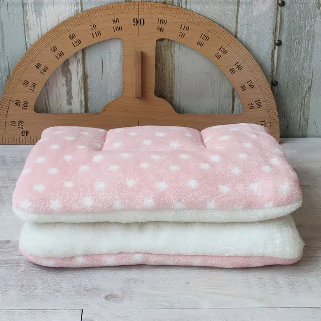 Flannel Pet Mat Dog Bed Cat Bed Thicken Sleeping Mat Dog Blanket Mat For Puppy Kitten Pet Bed for Small Large Dogs Pet Supplies