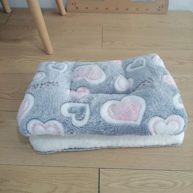 Flannel Pet Mat Dog Bed Cat Bed Thicken Sleeping Mat Dog Blanket Mat For Puppy Kitten Pet Bed for Small Large Dogs Pet Supplies