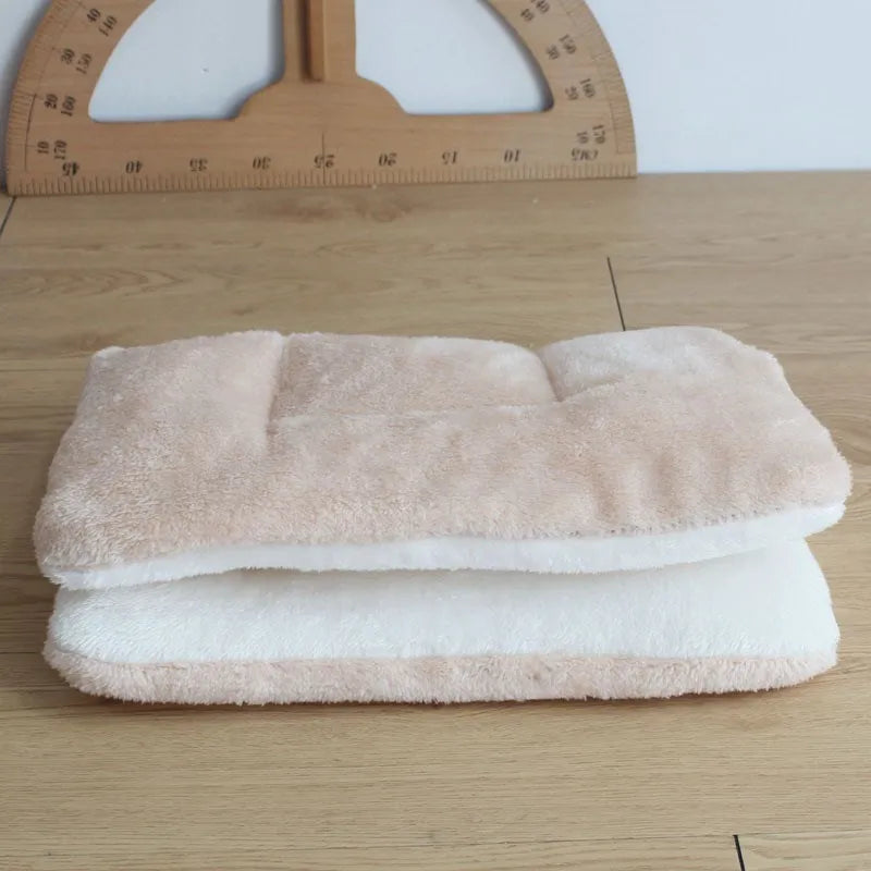 Flannel Pet Mat Dog Bed Cat Bed Thicken Sleeping Mat Dog Blanket Mat For Puppy Kitten Pet Bed for Small Large Dogs Pet Supplies